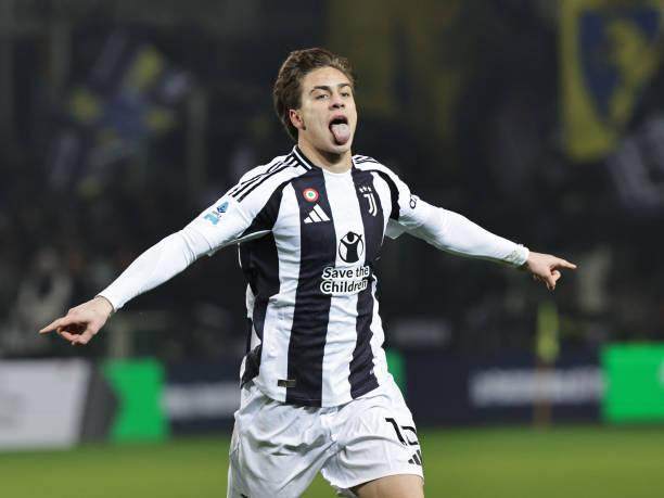 1736642054316094718.jpg 2192787462-612x612.jpg